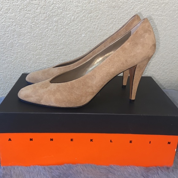 Anne Klein Vintage 90s Women's Classic Pointed Toe 4 " Heels Camel Color SZ 6 - Picture 2 of 5